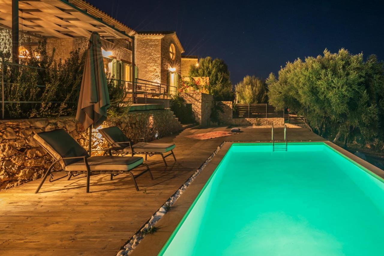 Yiameli Villas With Private Pool Skinária Екстериор снимка